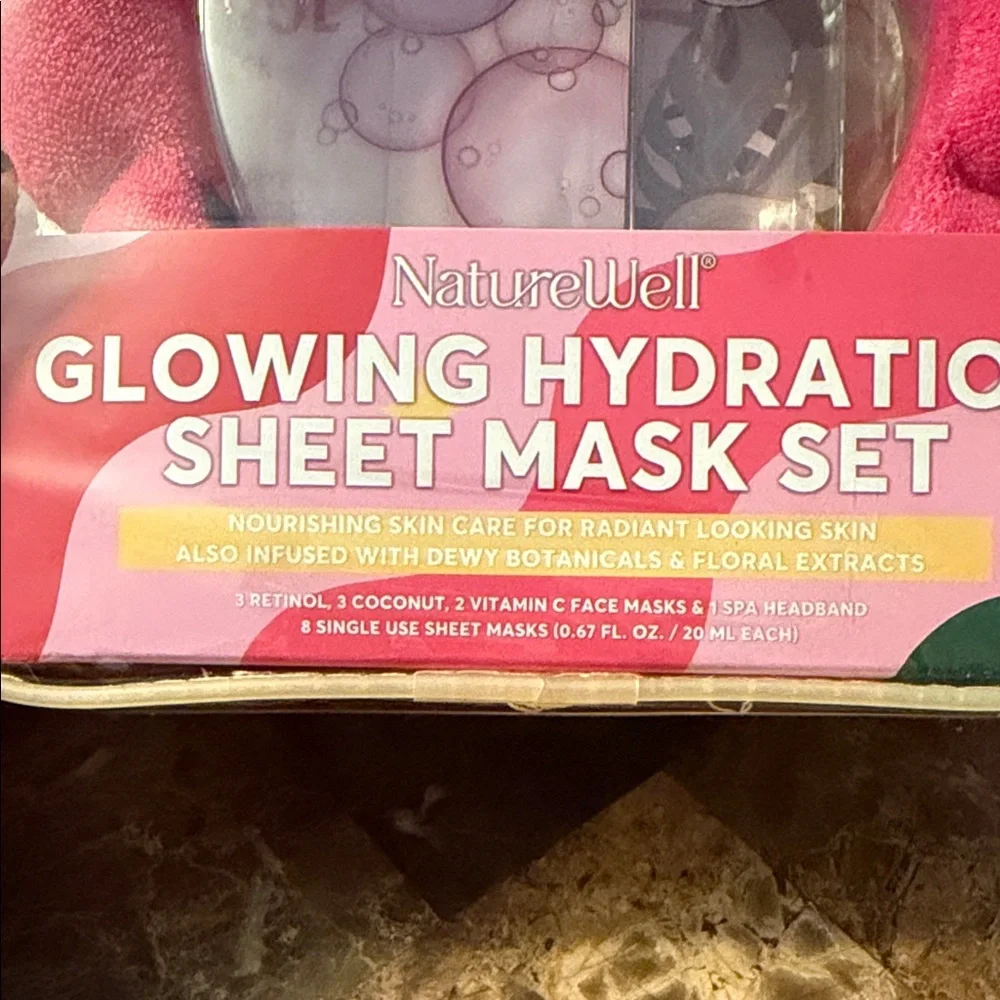 Glowing Hydration Sheet Mask Set - NIP 8 masks and Spa Headband 🧖🏻‍♀️ - Picture 3 of 3